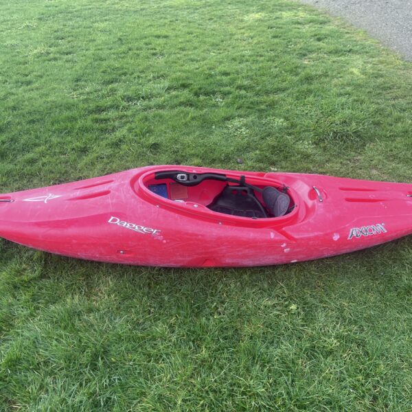 Used Dagger Axiom 9.0 Used Red