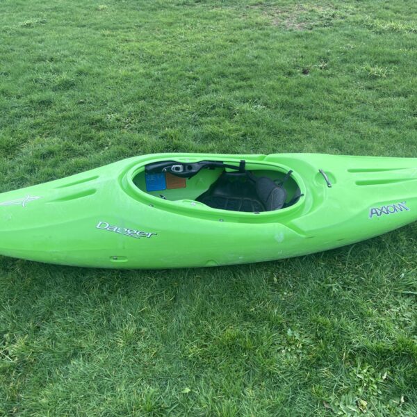 Used Dagger Axiom 9.0 Used Green